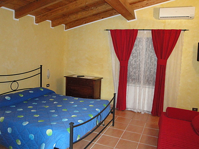 Agriturismo la Valle di Ceri, camera superiore